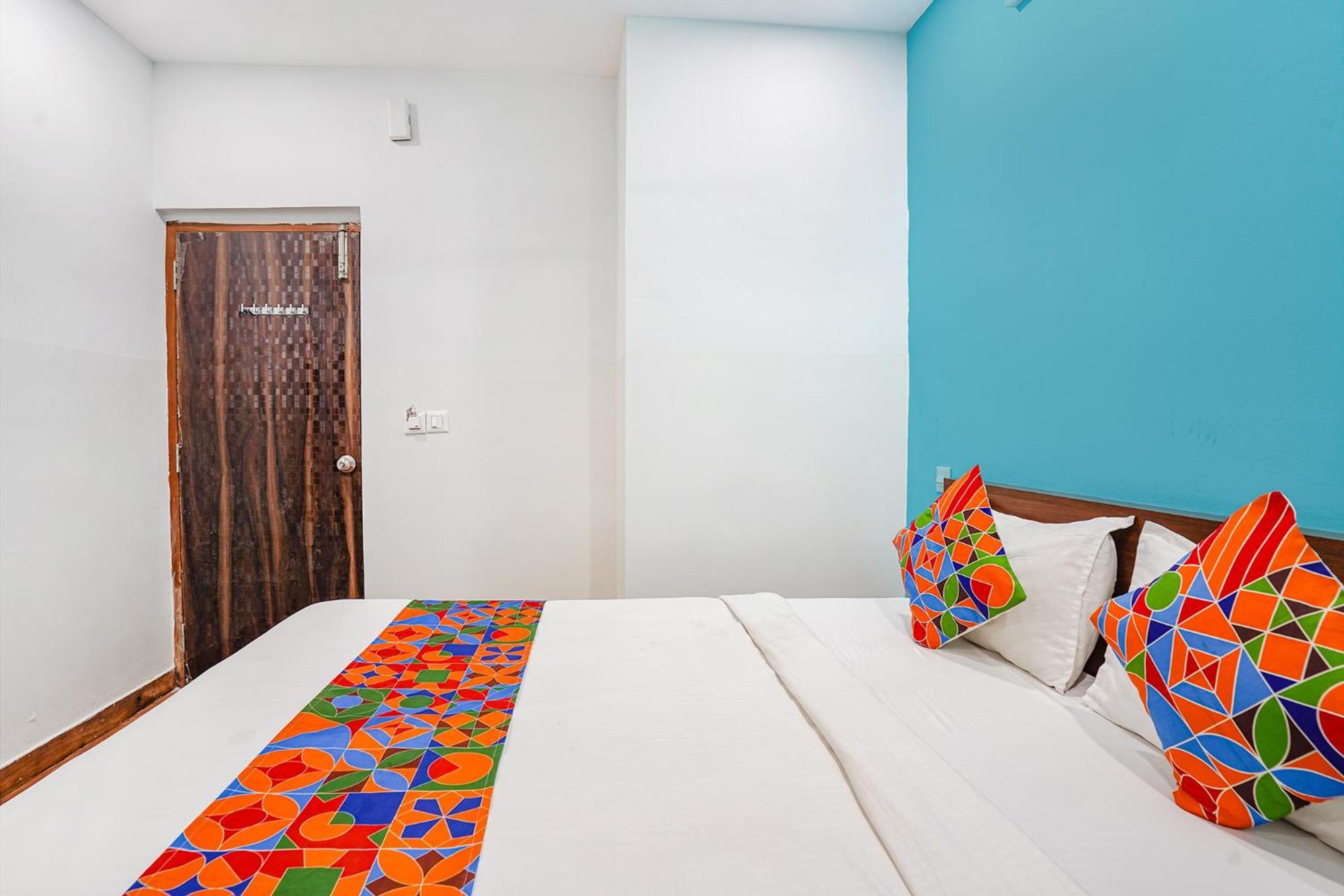 Fabhotel Rlv Green Palace - Nr Kengeri Satellite Town Bangalore Extérieur photo