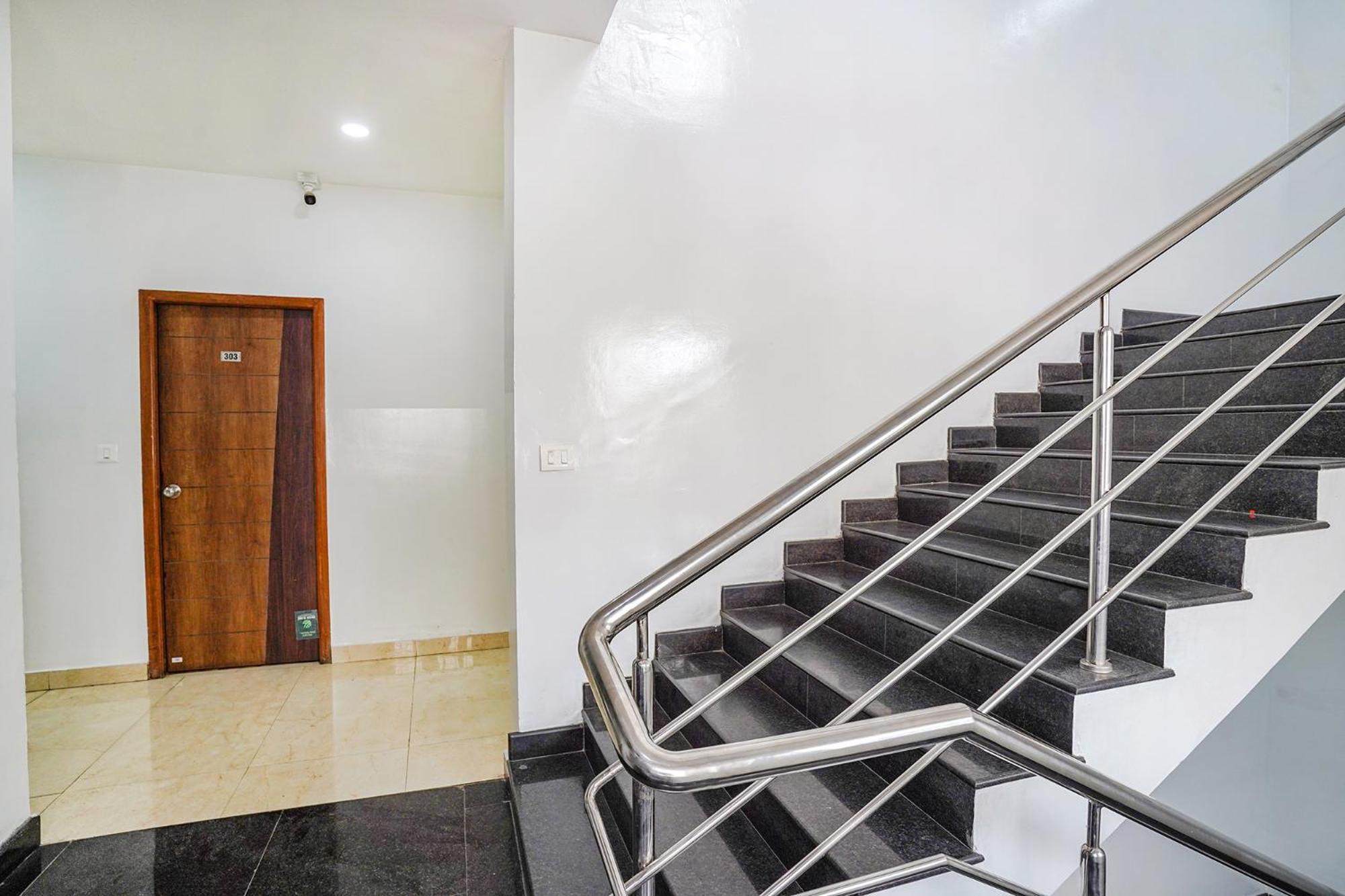 Fabhotel Rlv Green Palace - Nr Kengeri Satellite Town Bangalore Extérieur photo