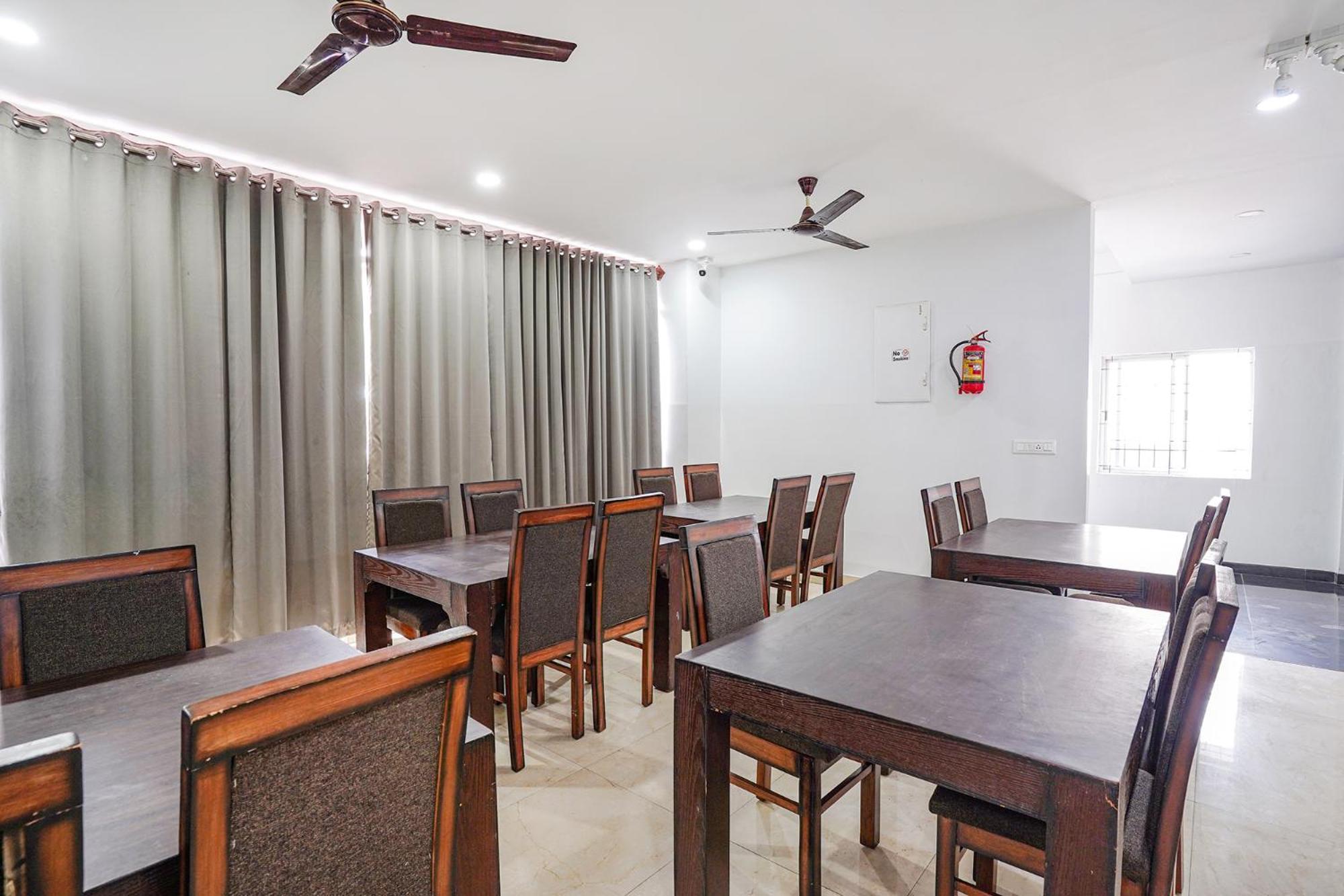 Fabhotel Rlv Green Palace - Nr Kengeri Satellite Town Bangalore Extérieur photo