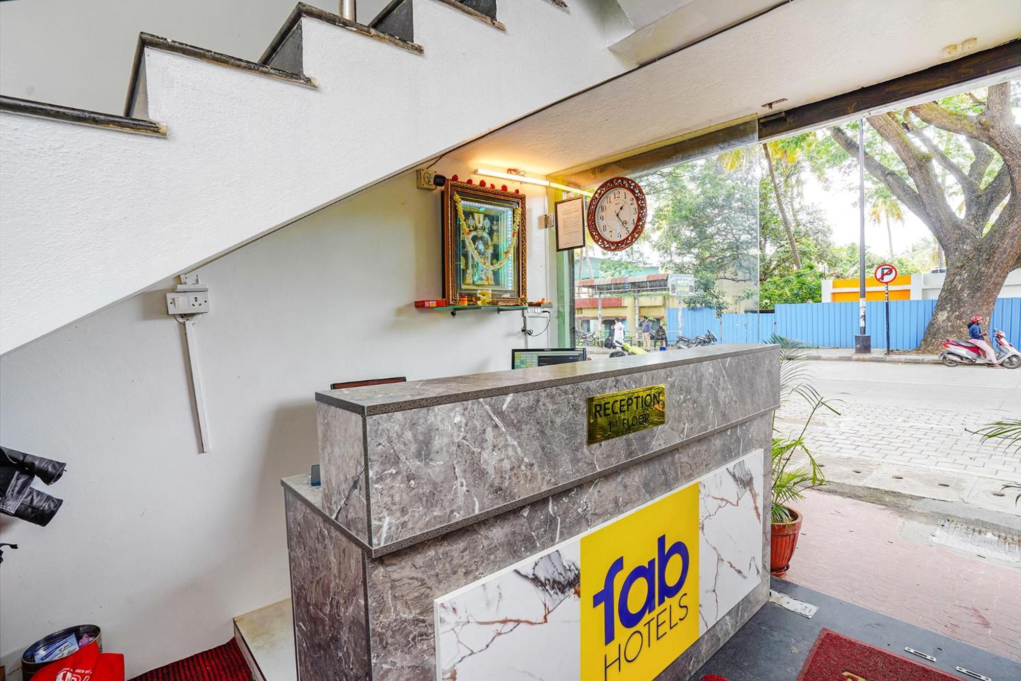 Fabhotel Rlv Green Palace - Nr Kengeri Satellite Town Bangalore Extérieur photo