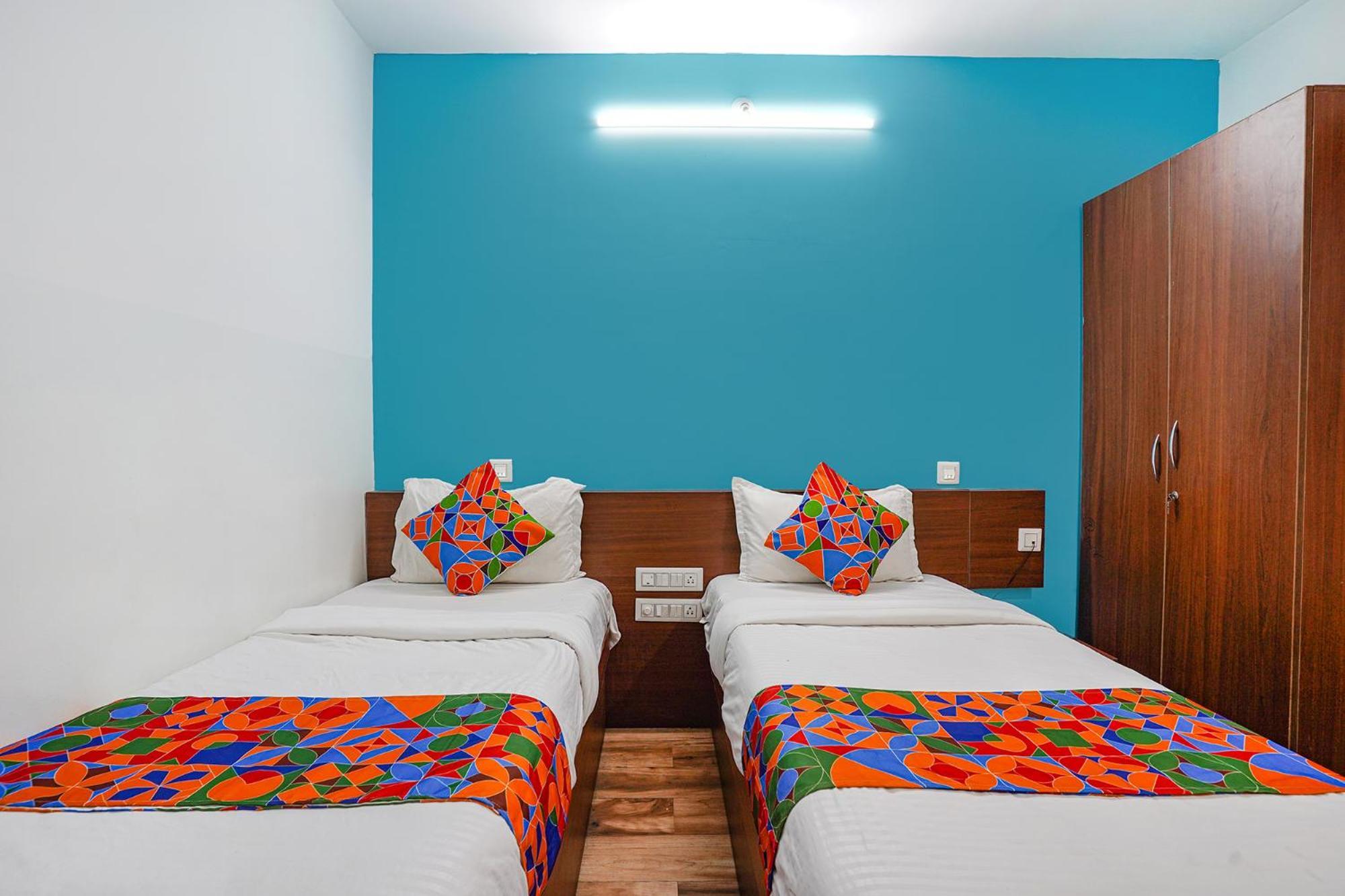 Fabhotel Rlv Green Palace - Nr Kengeri Satellite Town Bangalore Extérieur photo